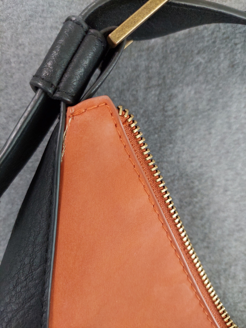 Universal Thread Orange & Black Slouchy Hobo Shoulder Bag Gold Tone Hardware - Picture 15 of 15